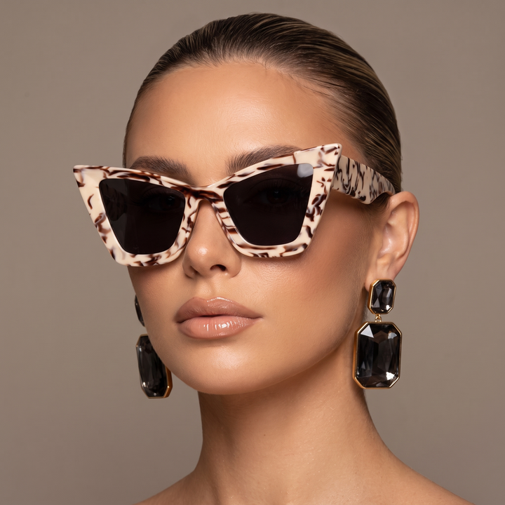 Felina Shades